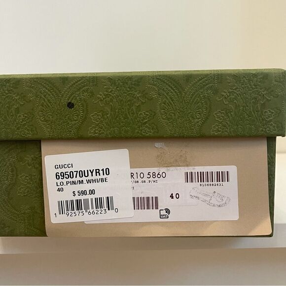 GUCCI
GUCCI INTERLOCKING G ESPADRILLES - Picture 8 of 8